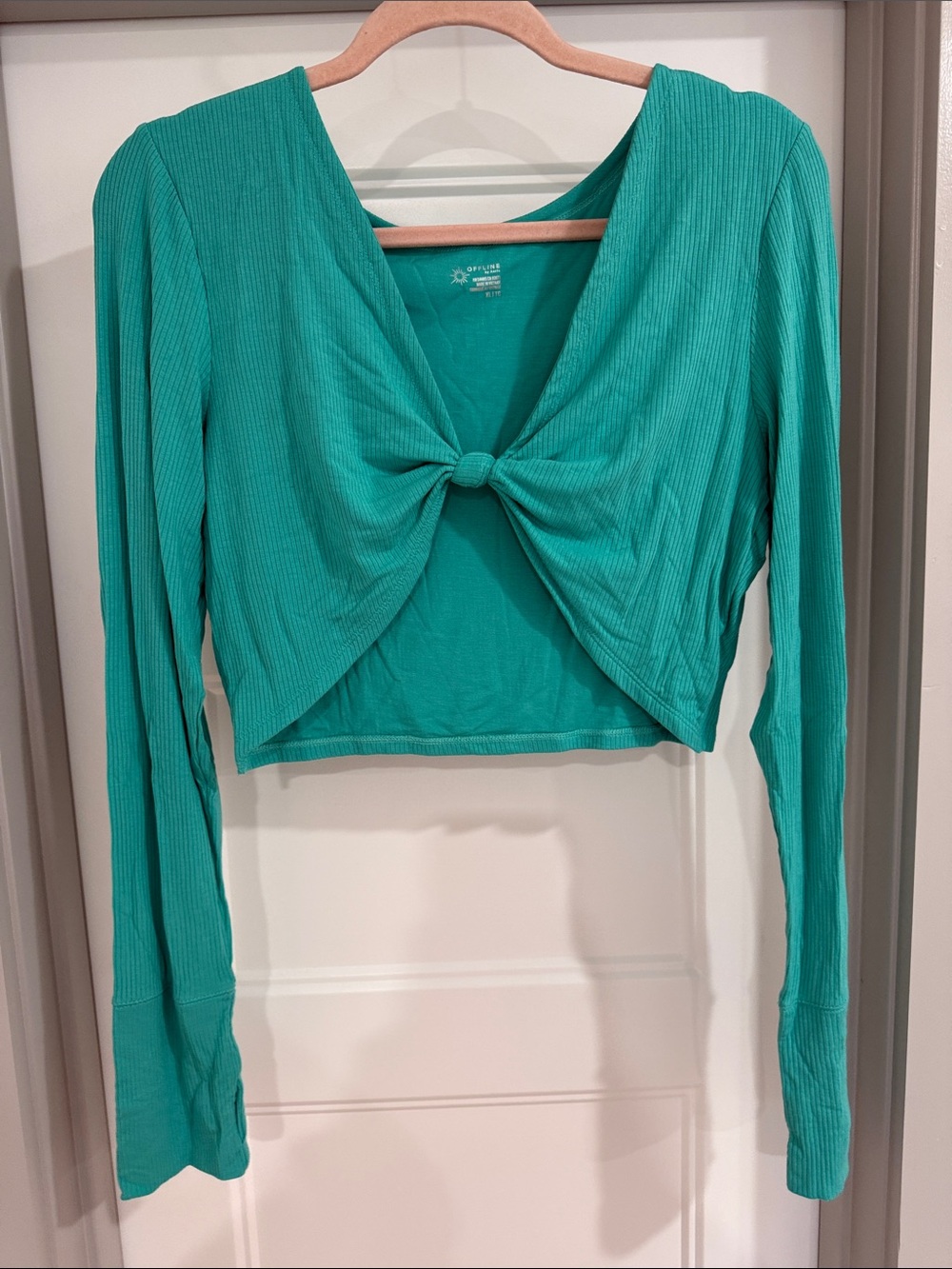 Offline by aerie reversible top size XL